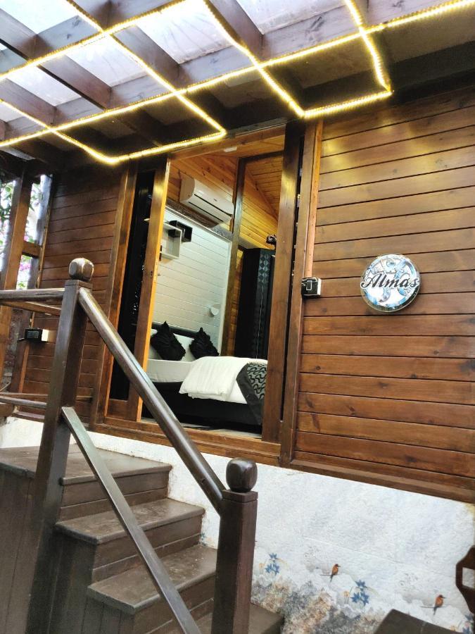 Rock Forest Goa Honeymoon Cottages Calangute Eksteriør bilde